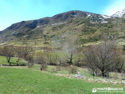Montaña Leonesa Babia;Viaje senderismo puente; grupo reducido senderismo gratis, free senderismo ni